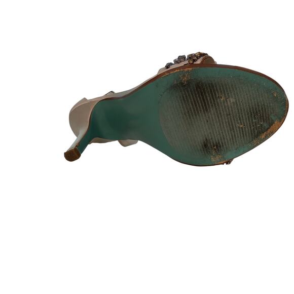 Betsey Johnson Gina White Satin Stiletto Heels Women’s 5B Beaded Ankle Strap GUC - Picture 6 of 7